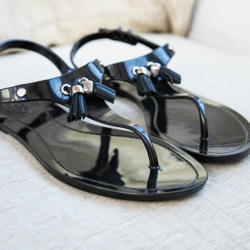 Tods Womens Jelly Thong Sandal